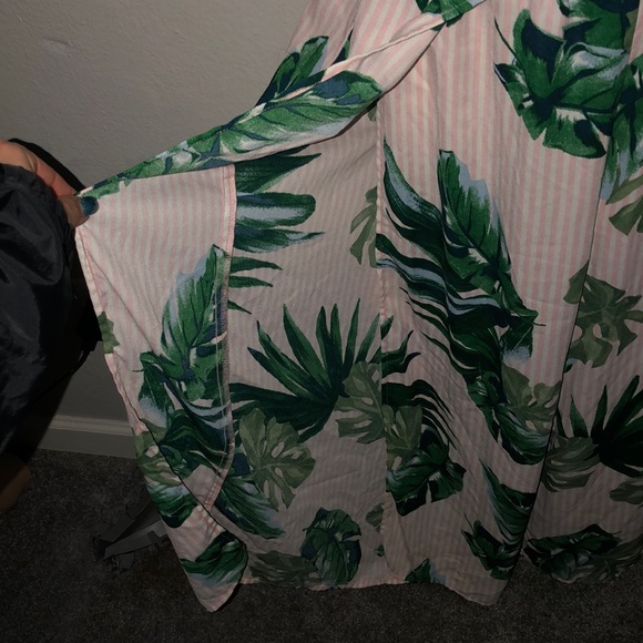 DONATED! Forever 21 Matching floral outfit - Picture 4 of 14